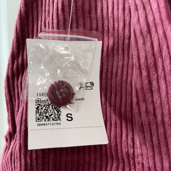 Forever 21 corduroy button skirt - Picture 2 of 2